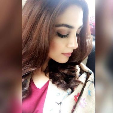 Maya Ali Latest Instagram Photo Hot Sexy Hd Wallpapers Latest Images, Photos, Reviews